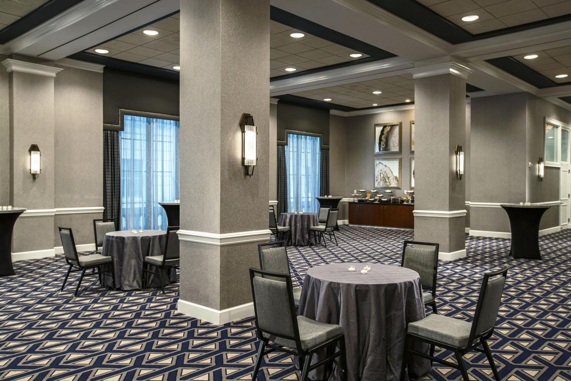 The Notary Hotel, Philadelphia, Autograph Collection 5*