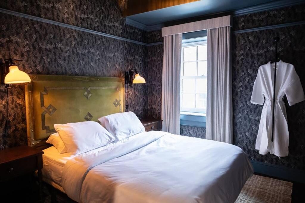 The Gas Lamp - 3br *