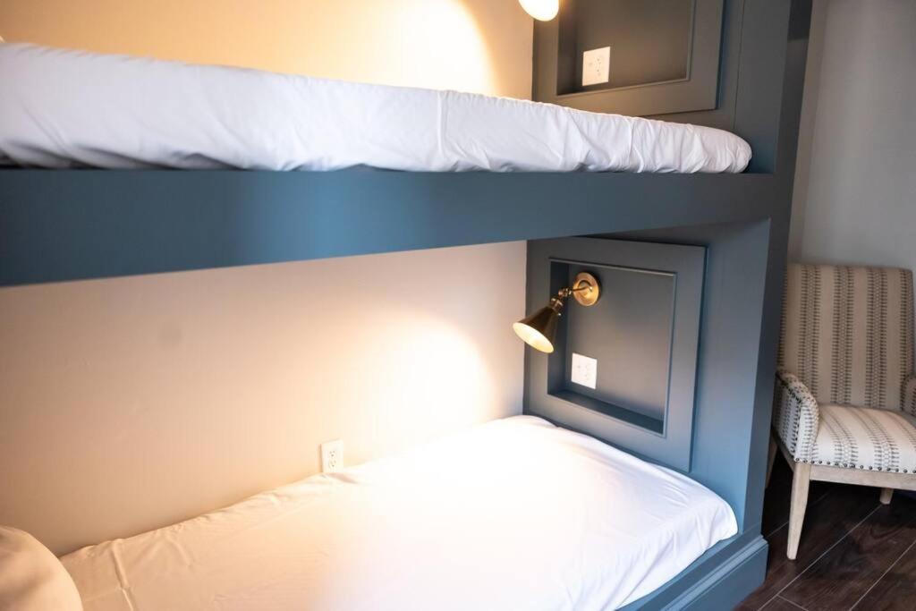 The Gas Lamp - 3br Apartment Philadelphia