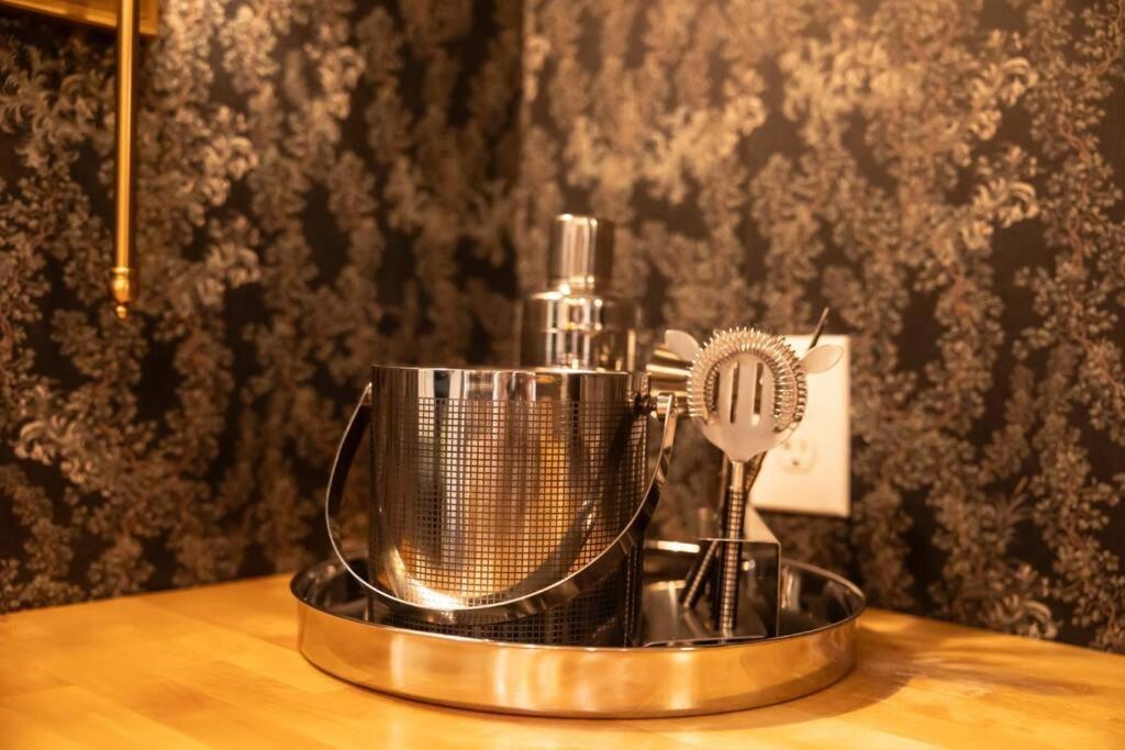 Apartment The Gas Lamp - 3br