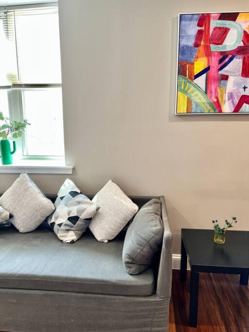 Apartment 404 Rose In The 1 Bd Living In Center