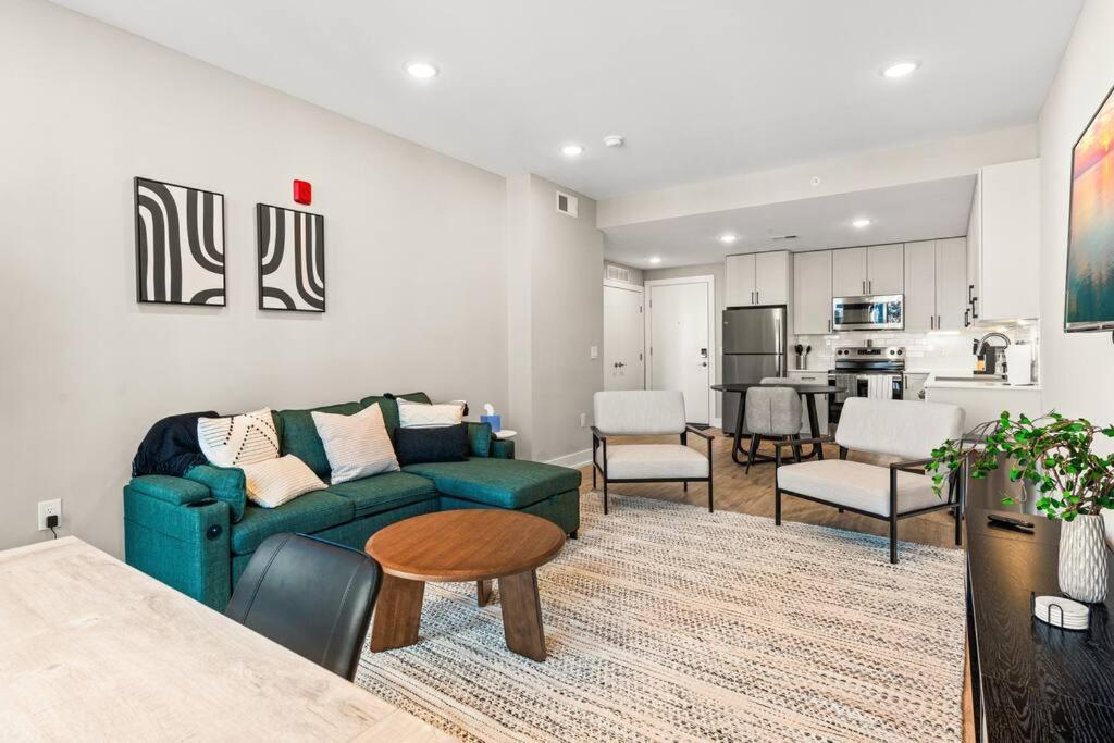 Nolibs, By Fishtown, Rooftop Access, King Bed, Sleeps 4ppl, Wifi Apartment Philadelphia