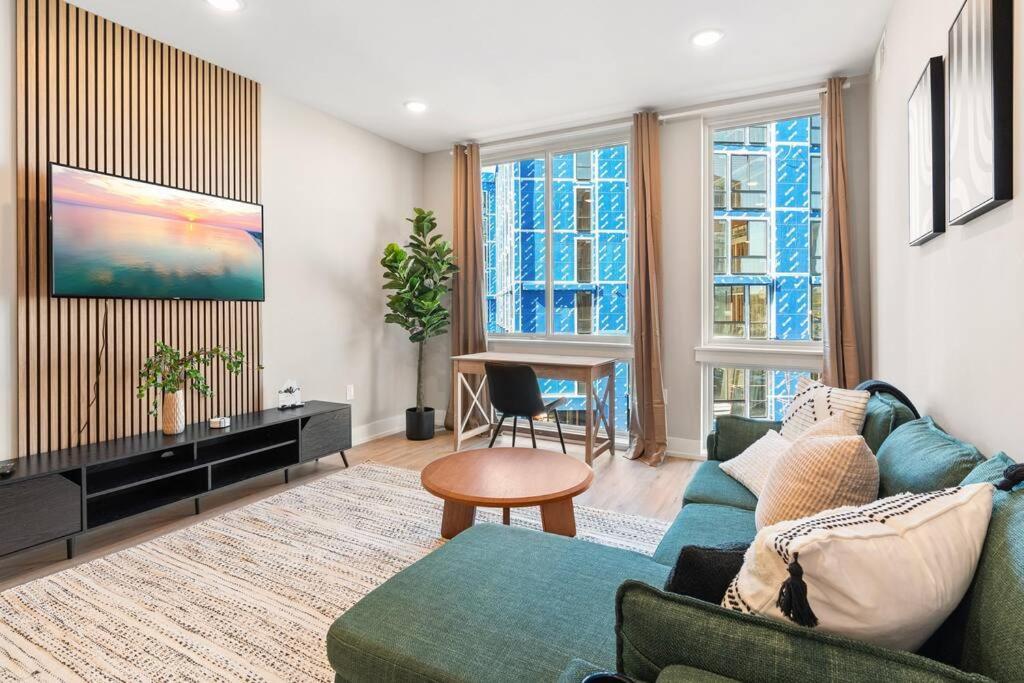Apartment Nolibs, By Fishtown, Rooftop Access, King Bed, Sleeps 4ppl, Wifi