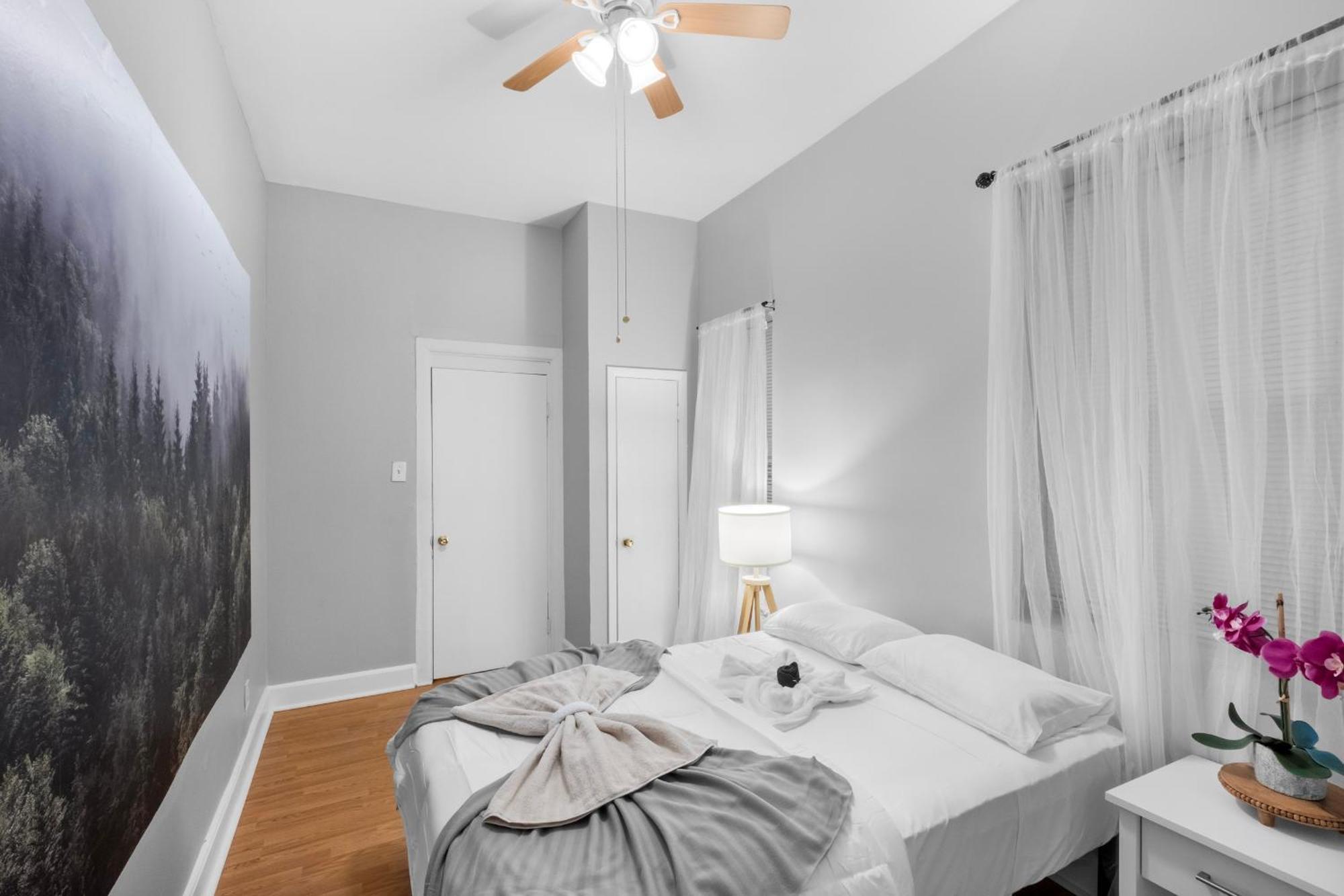 Charming 2br Near Drexel *