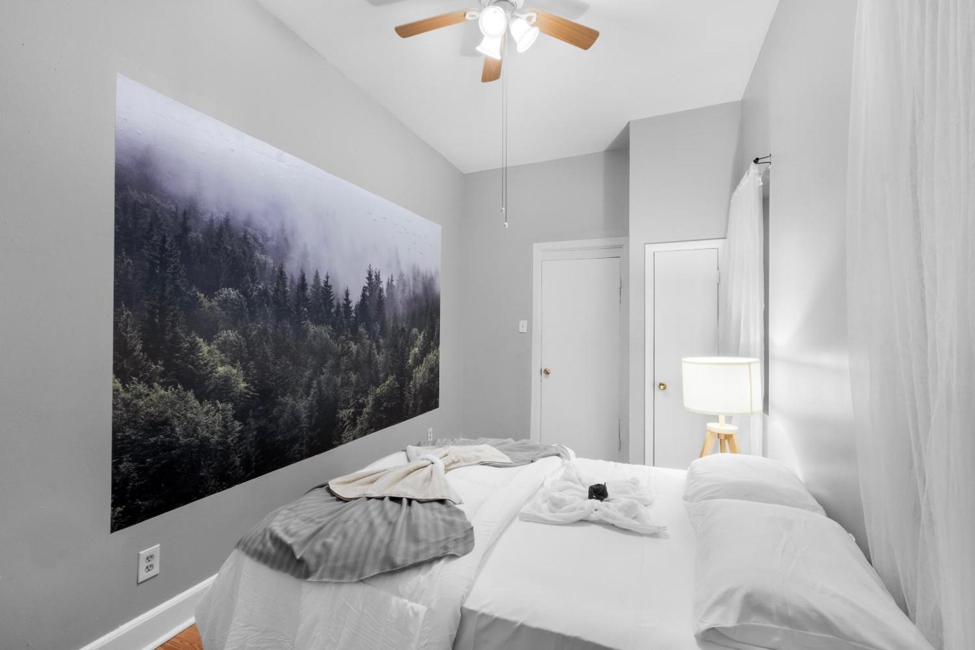 Charming 2br Near Drexel Philadelphia