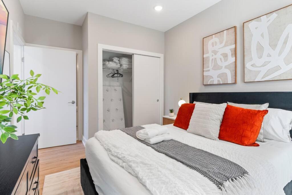 Apartment Amazing City Views - Sleeps 6 - Near Fishtown