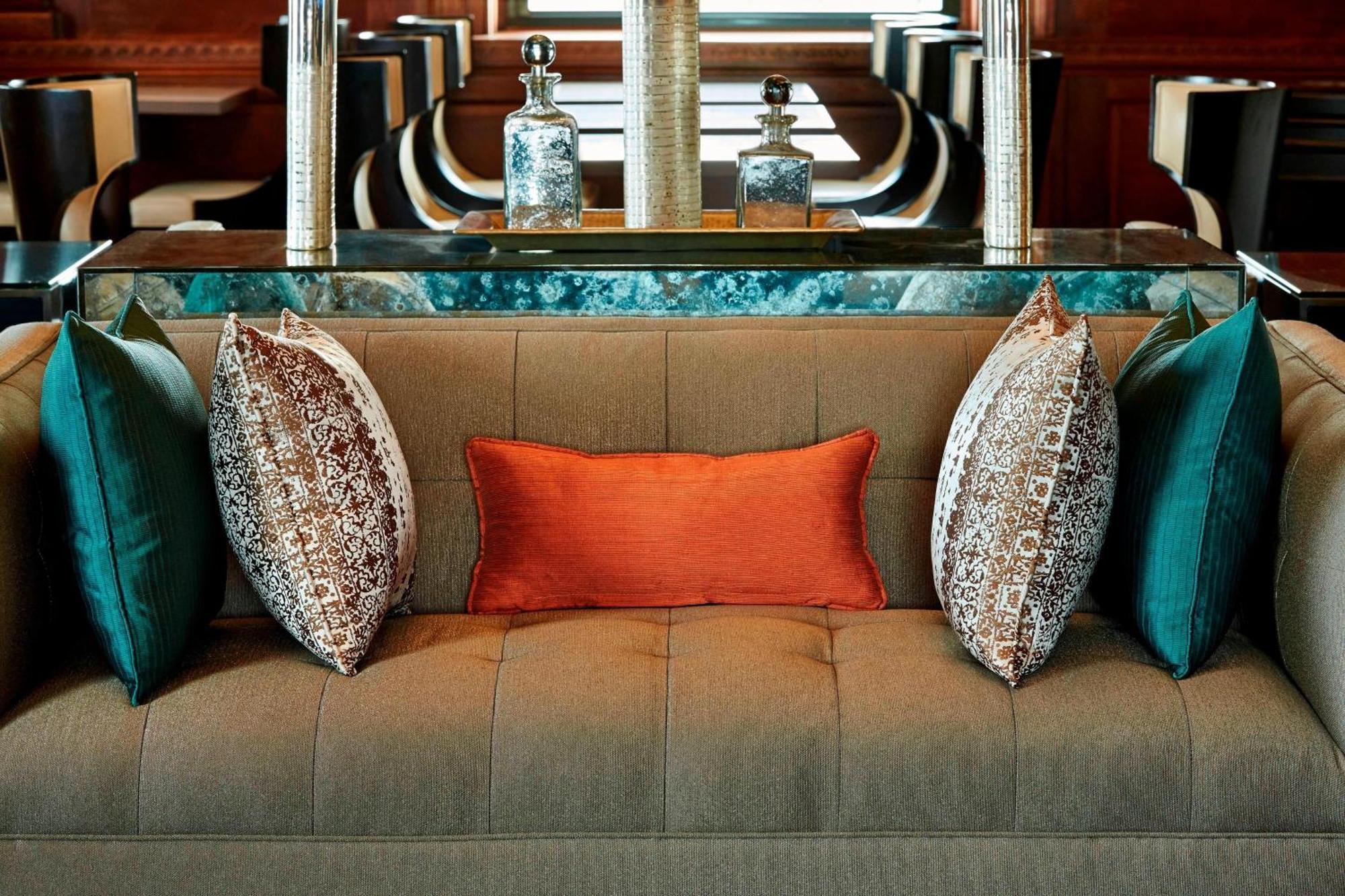 The Ritz-carlton, Hotel 5*