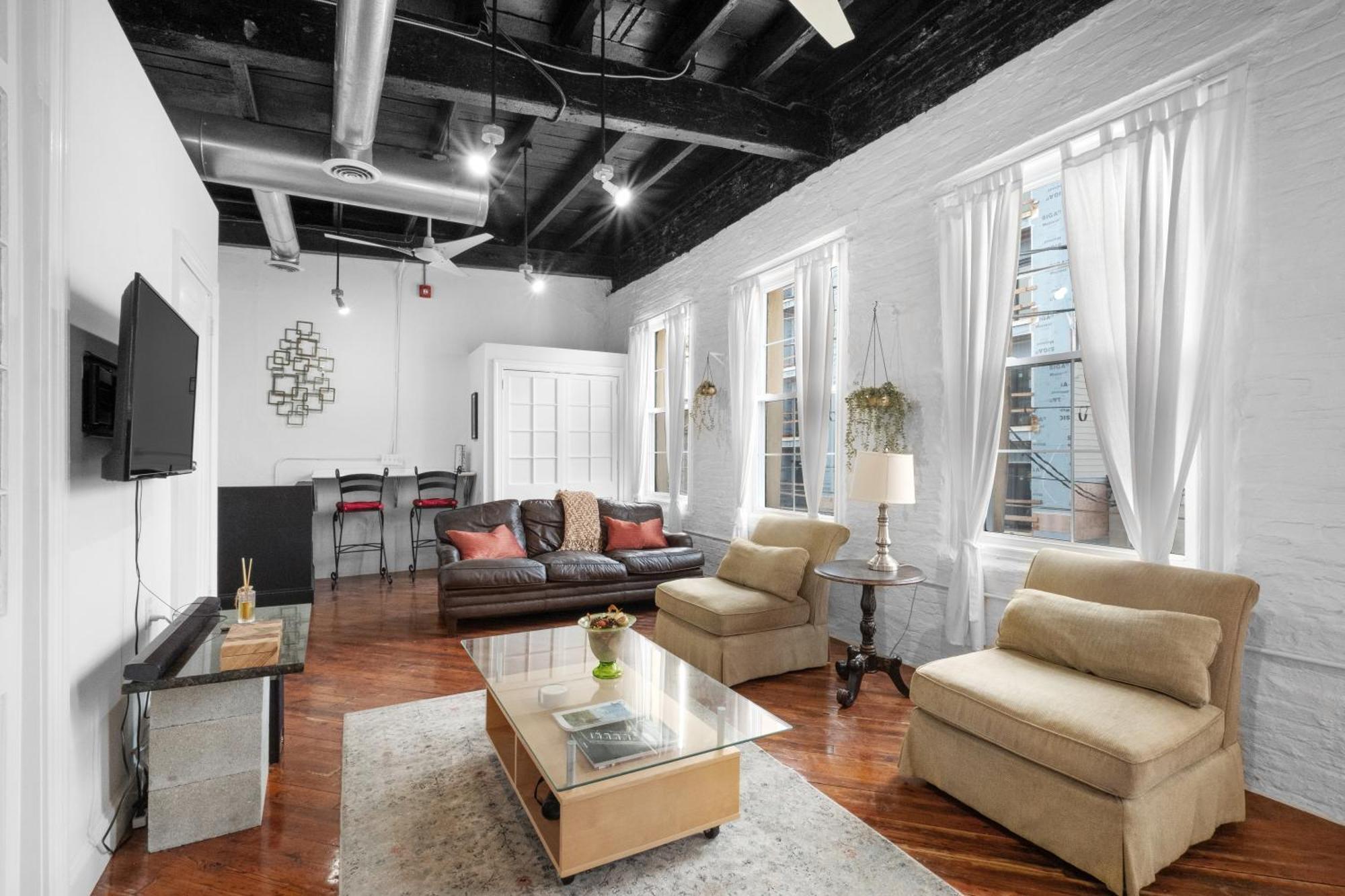 Apartment Historic Germantown 1br Loft *