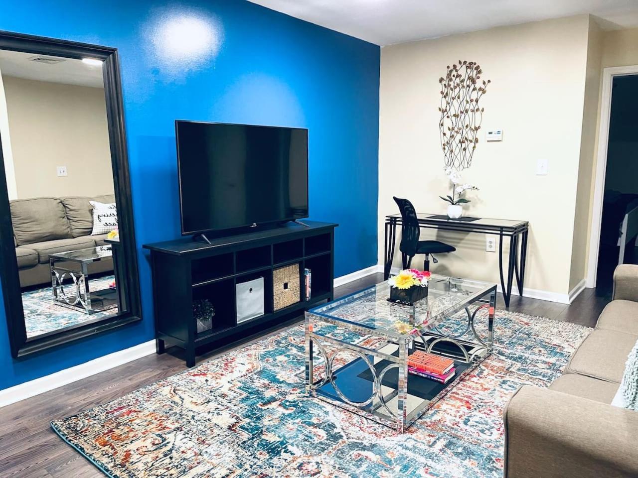 Apartment Cozy Beautiful 2bd In Center *