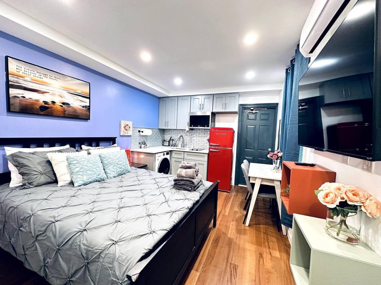 New - Nearby Rittenhouse Square * Philadelphia