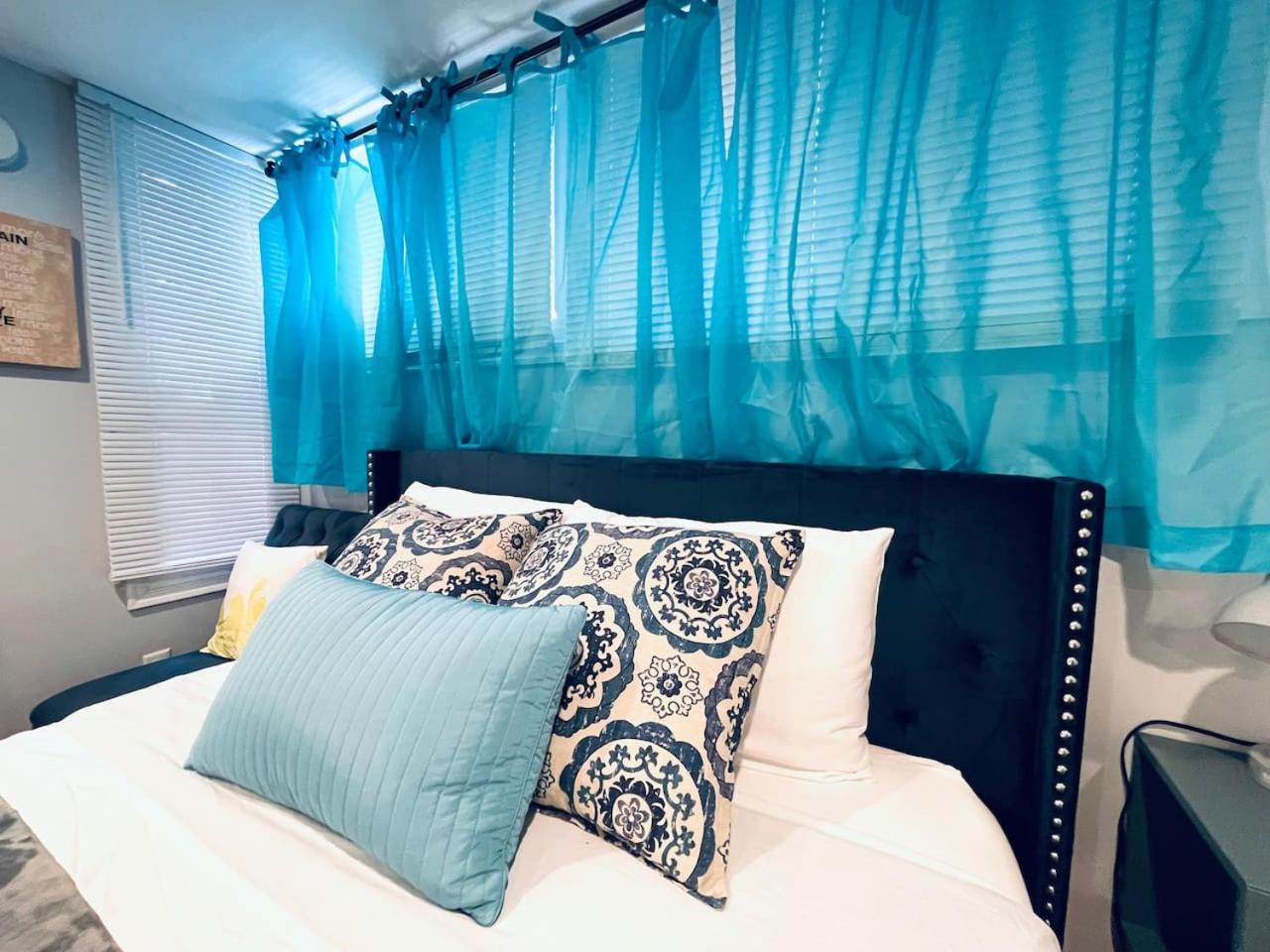 Luxe Hall By Rittenhouse Square Apartment *