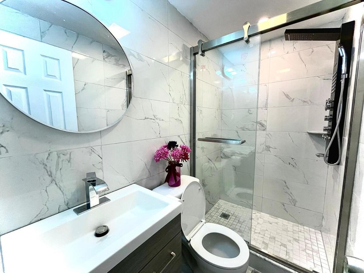 New! Near Rittenhouse Square Apartment *