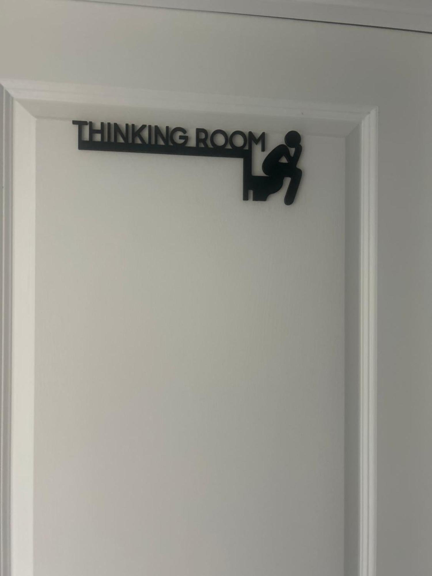 Cozy 2-3 Bedroom In Center City! Apartment *