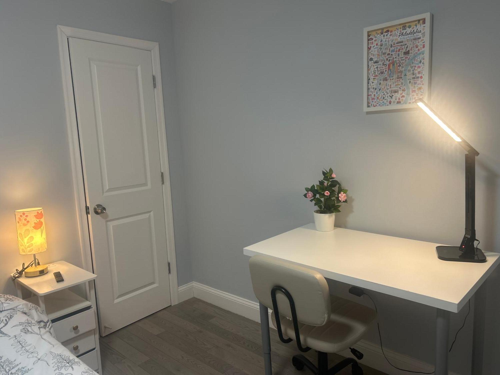 Cozy 2-3 Bedroom In Center City! * Philadelphia