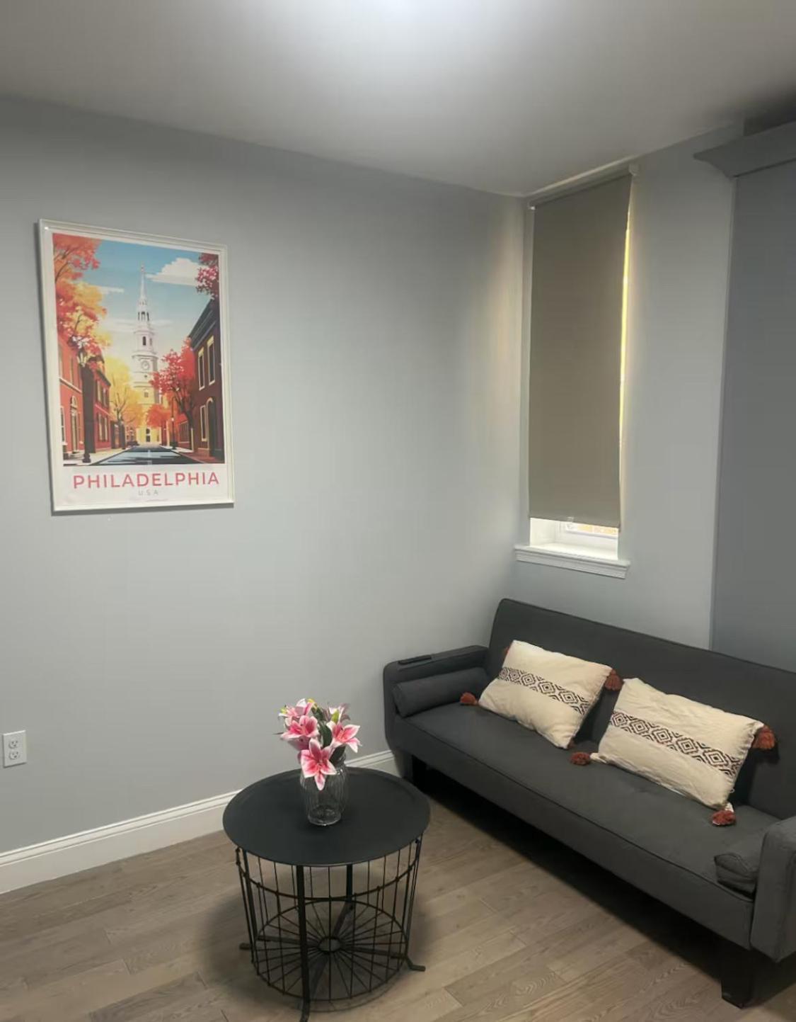 Apartment Cozy 2-3 Bedroom In Center City! Philadelphia