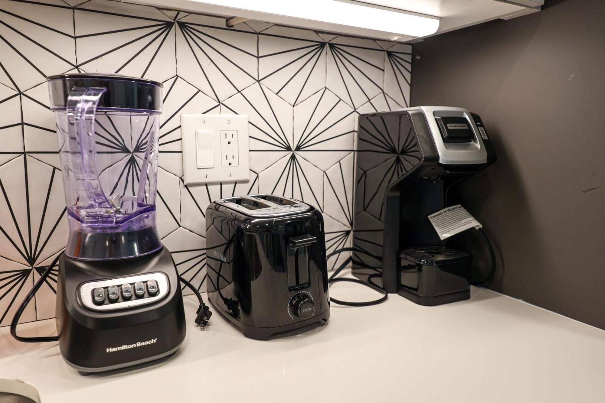 Studioaprtqueenbed-wifiwdparkinggym Philadelphia