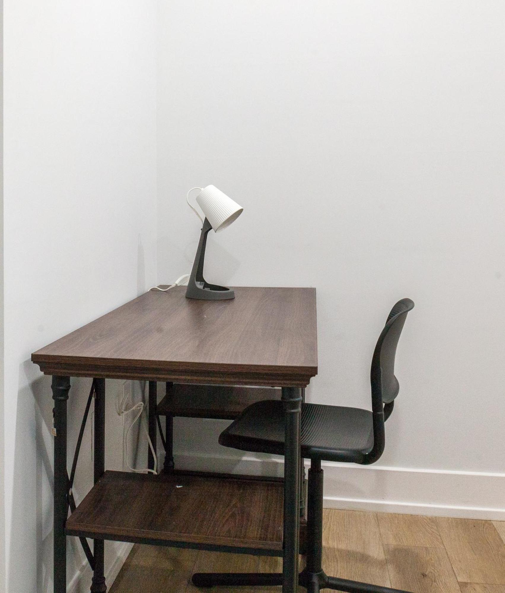 Apartment 2-bedroom 2-bath- Wd,trendy -wifi-free-parking