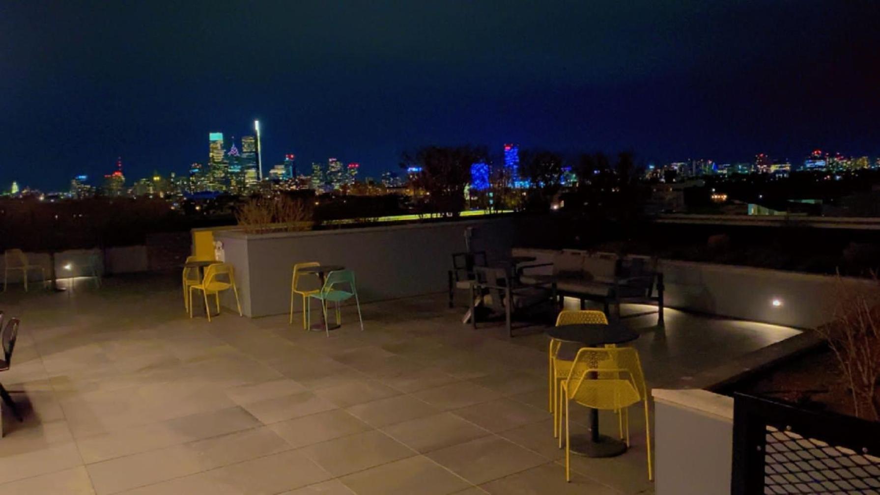 Apartment-in-theheartofphiladelphia *