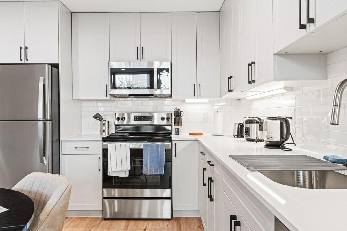 5 Mins To Fishtown Old Town King Bed, Sleeps 4!
