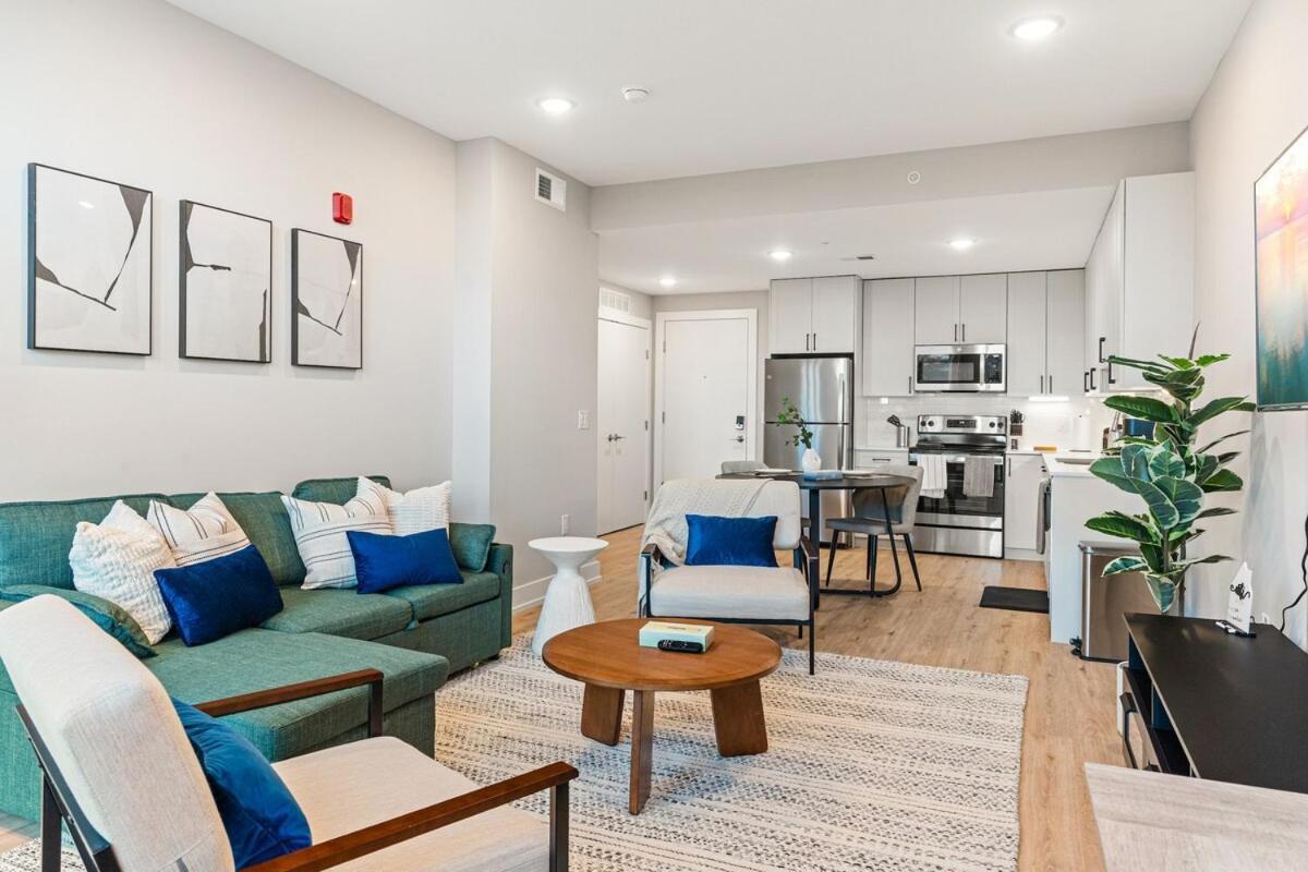 5 Mins To Fishtown Old Town King Bed, Sleeps 4! Apartment *