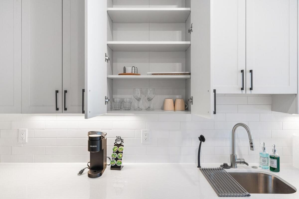 5 Mins To Fishtown Old Town King Bed, Sleeps 4! * Philadelphia