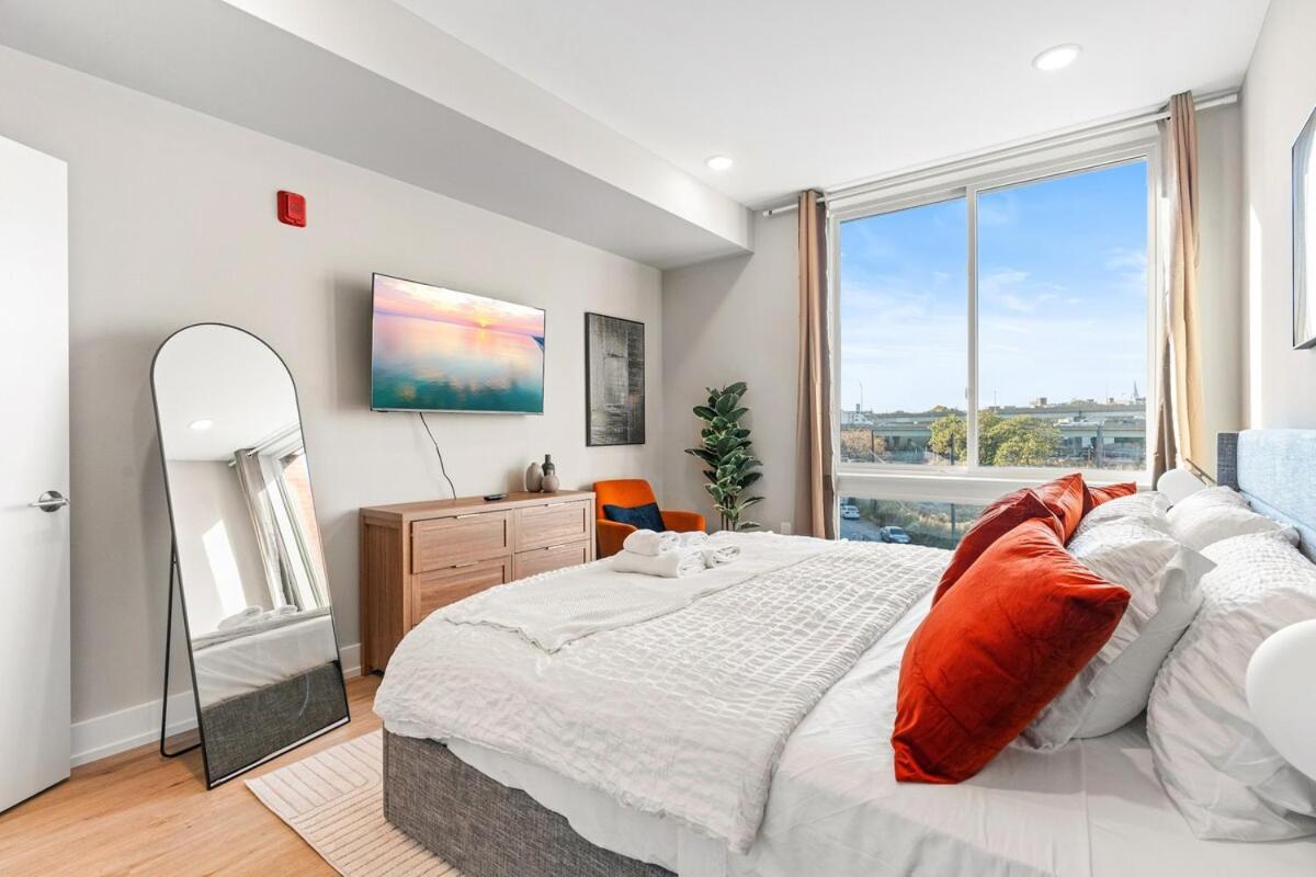 Apartment Modern 1br With King Bed W,d Rooftop 10 Mins To Cc!