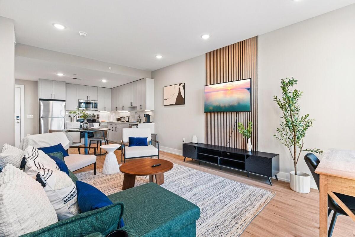 Modern 1br With King Bed W,d Rooftop 10 Mins To Cc!