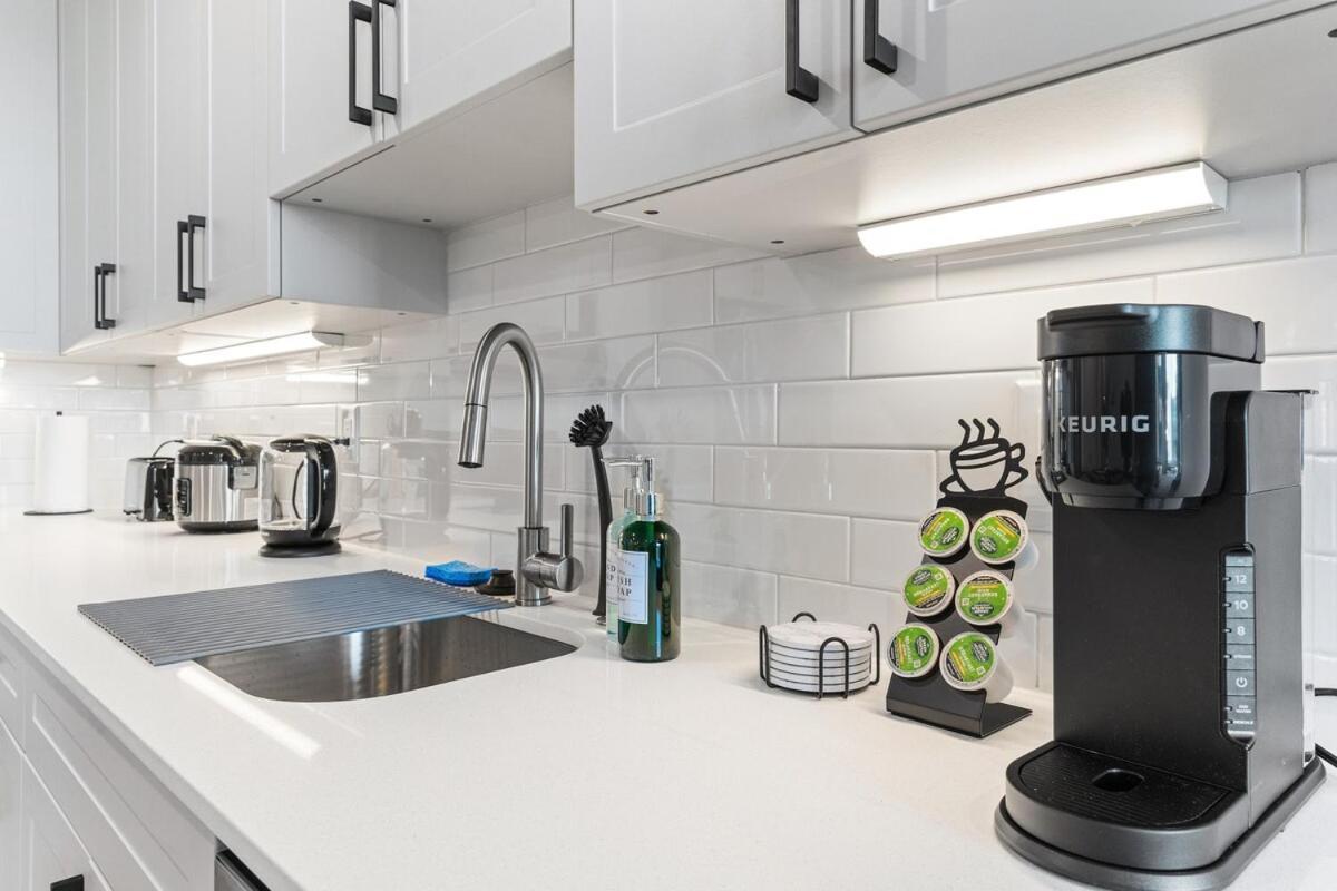 Modern 1br With King Bed W,d Rooftop 10 Mins To Cc! Apartment