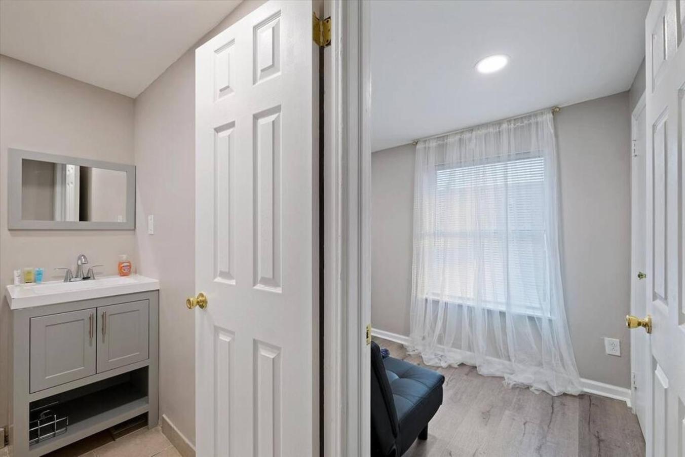 Newly Built 2 Bdrm-by Philly Center Philadelphia