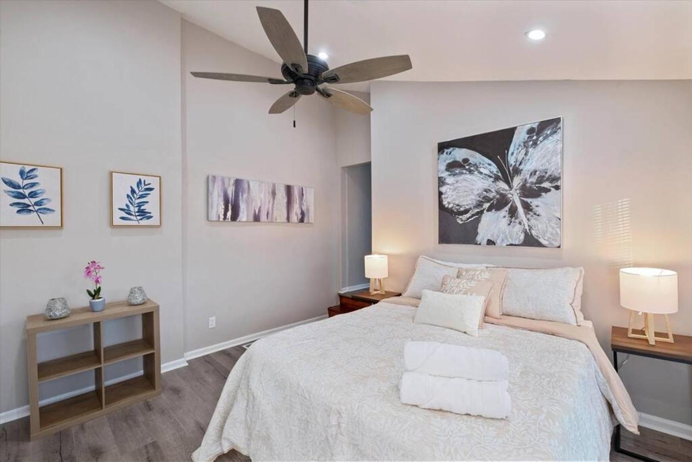 Apartment Newly Built 2 Bdrm-by Philly Center Philadelphia