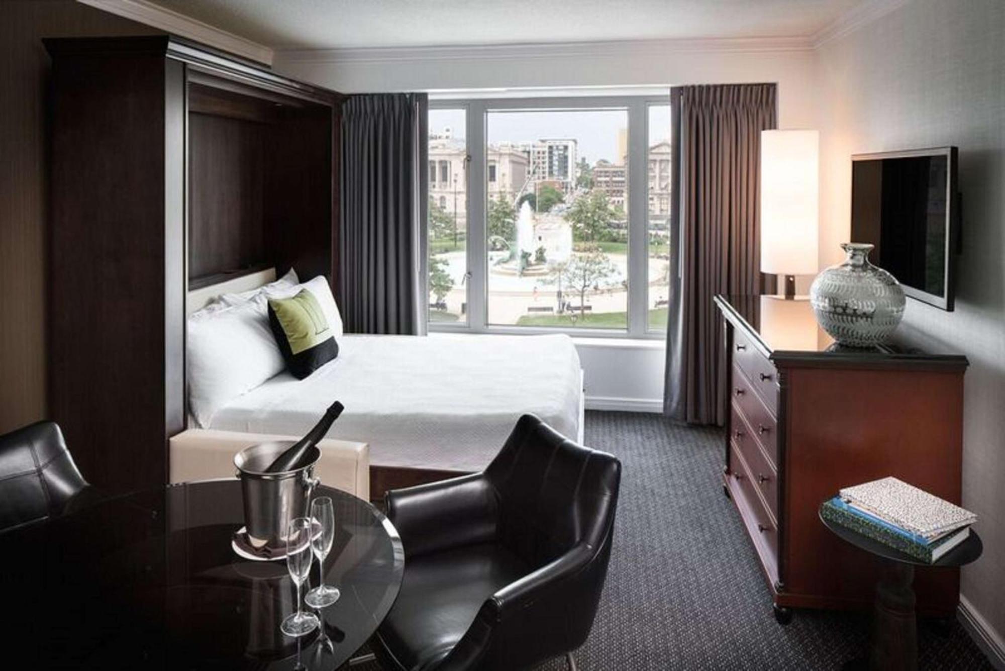 The Logan Philadelphia, Curio Collection By Hilton