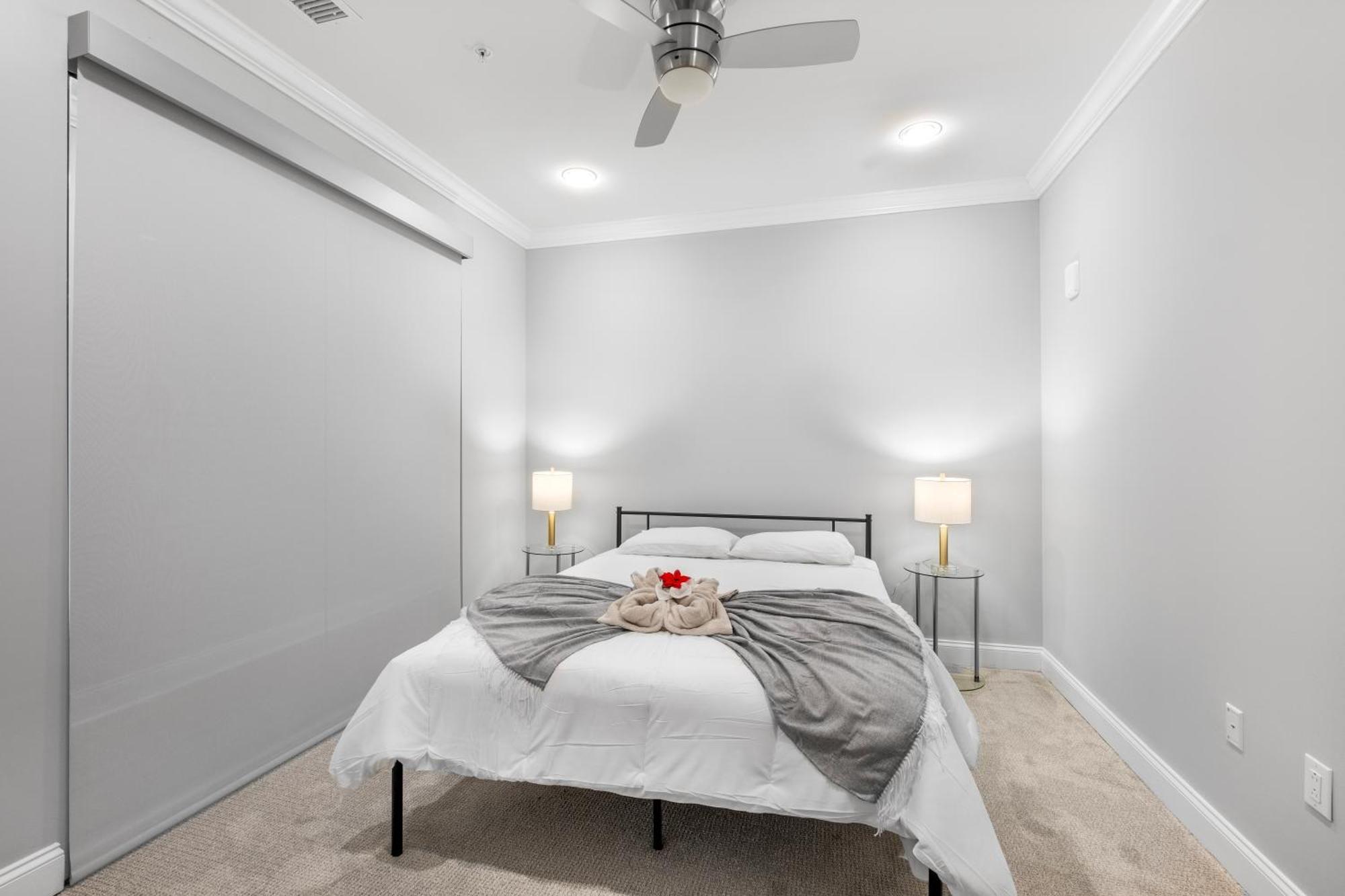 Sleek With Rooftop Pool And Gym * Philadelphia