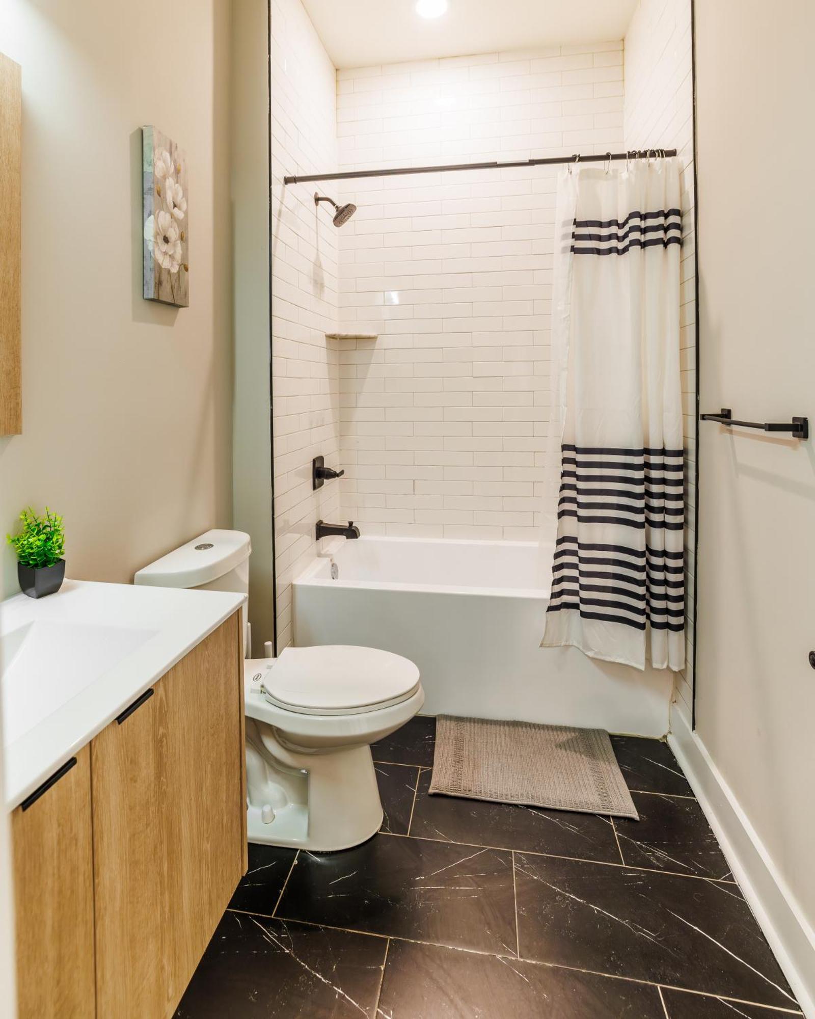 A Hidden Haven In N Philly Apartment *