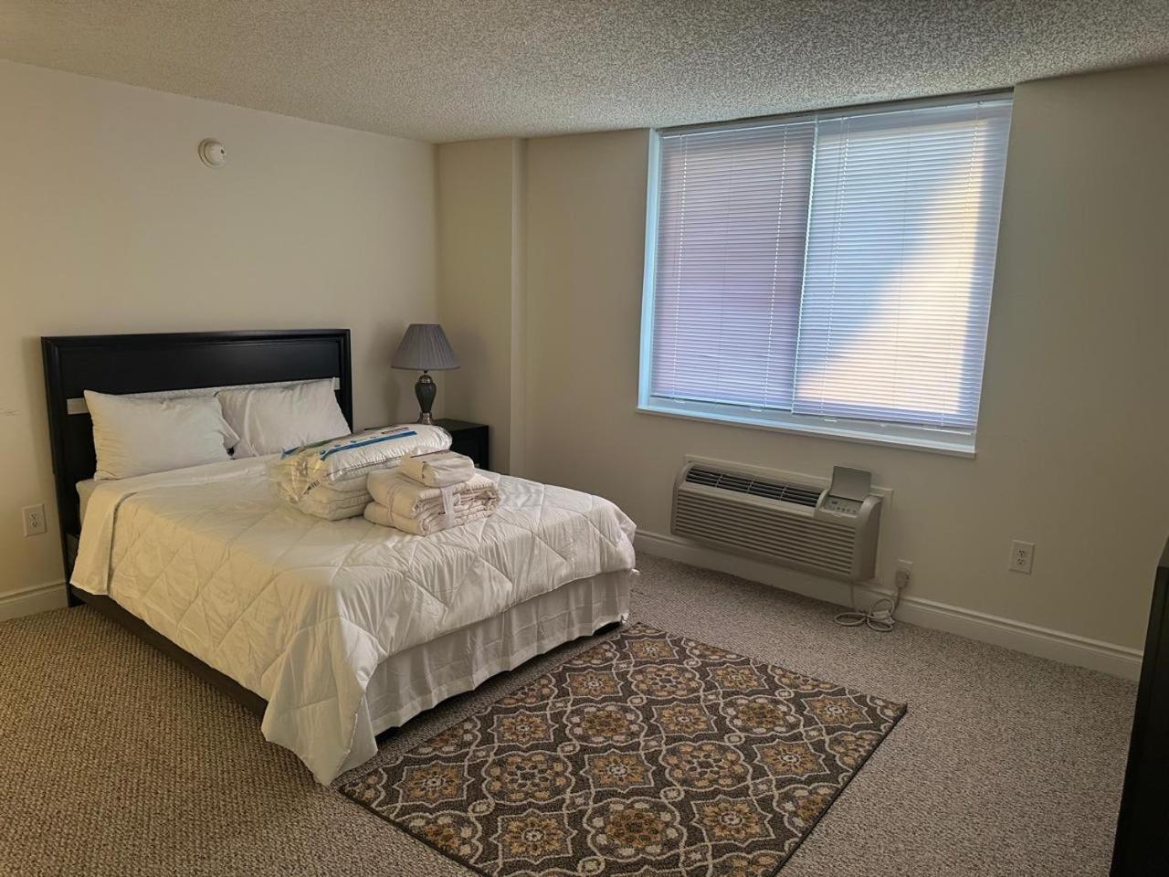 1500 Locust In The Heart Of Apartment