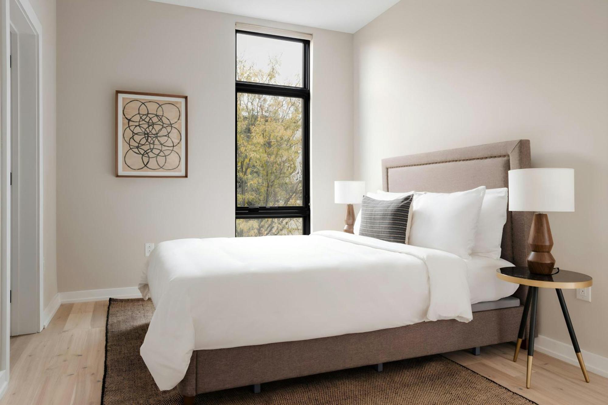Sonder By Marriott Bonvoy The Edison Apartments Old City Aparthotel *