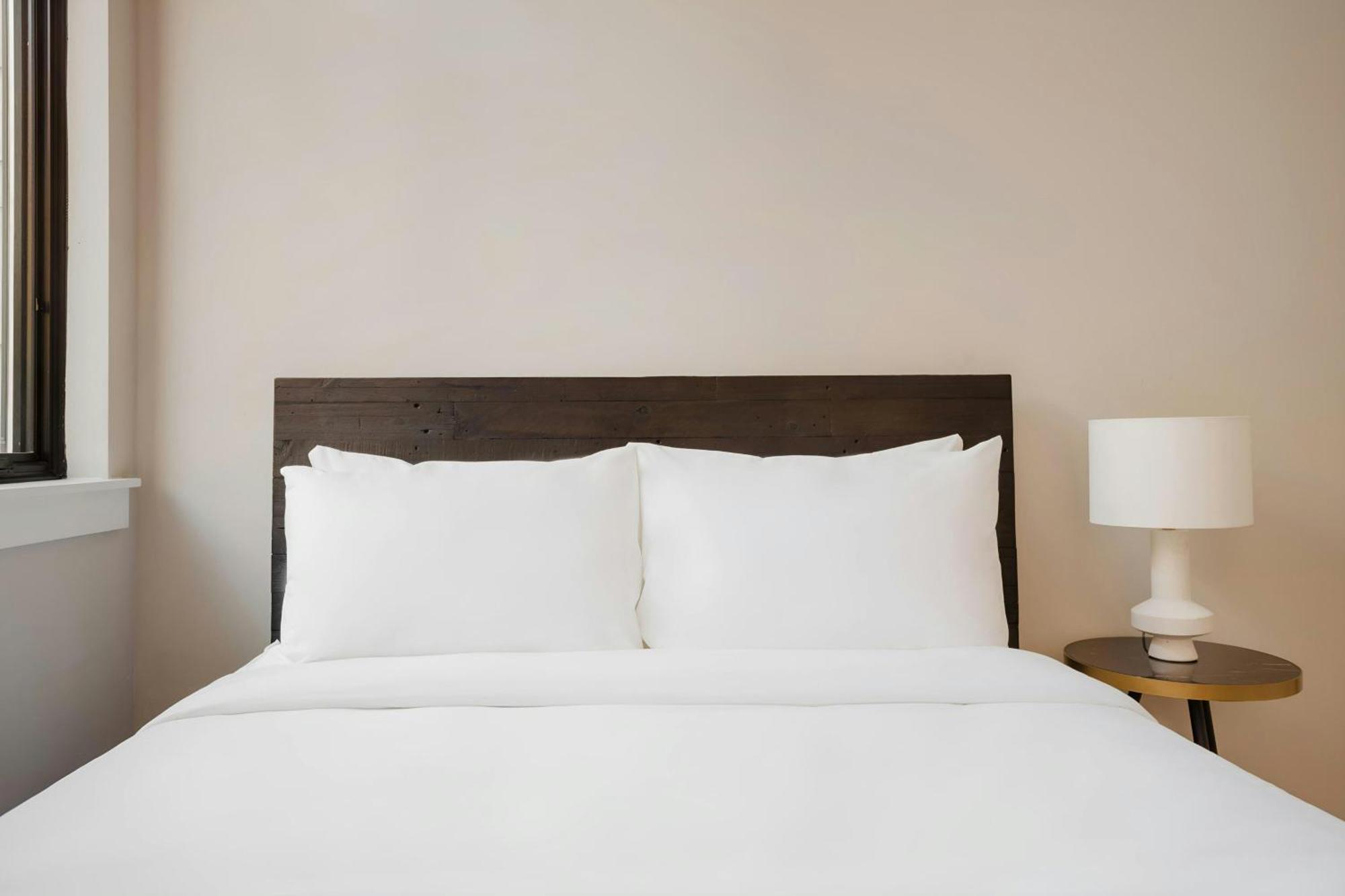Sonder By Marriott Bonvoy The Edison Apartments Old City Aparthotel