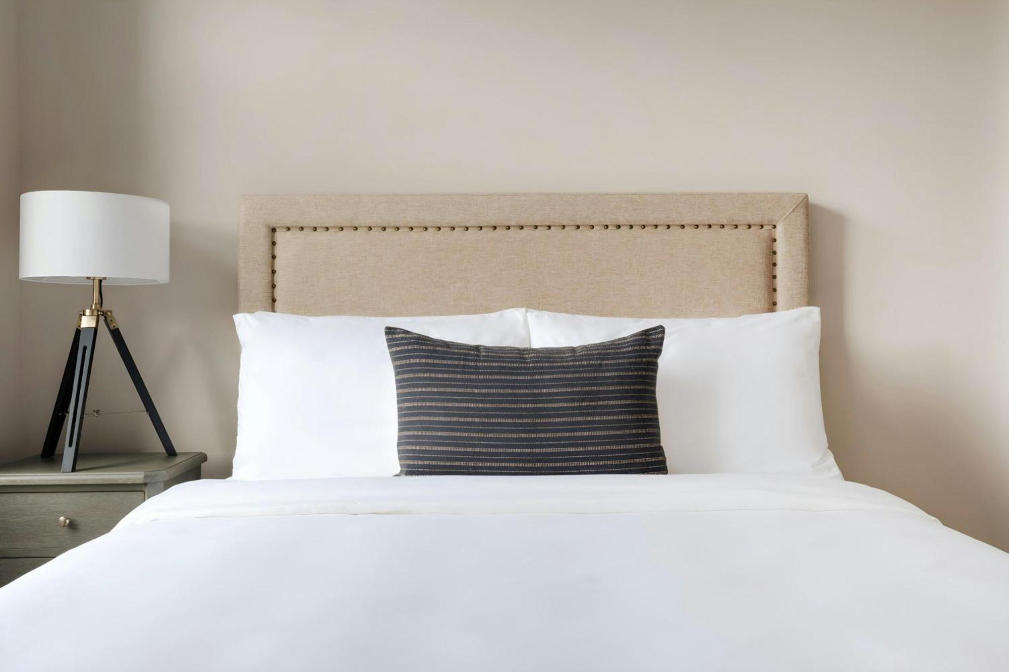 Sonder By Marriott Bonvoy The Edison Apartments Old City Aparthotel *