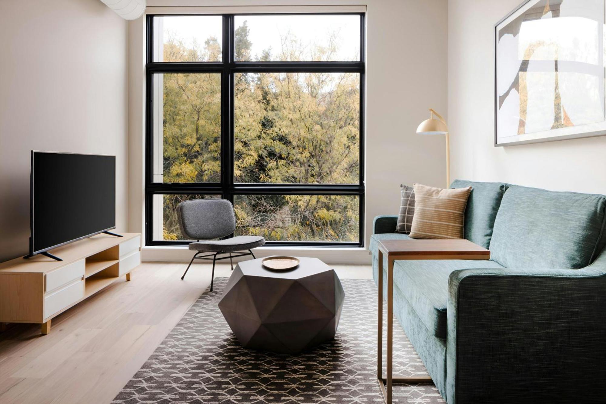 Sonder By Marriott Bonvoy The Edison Apartments Old City Aparthotel *