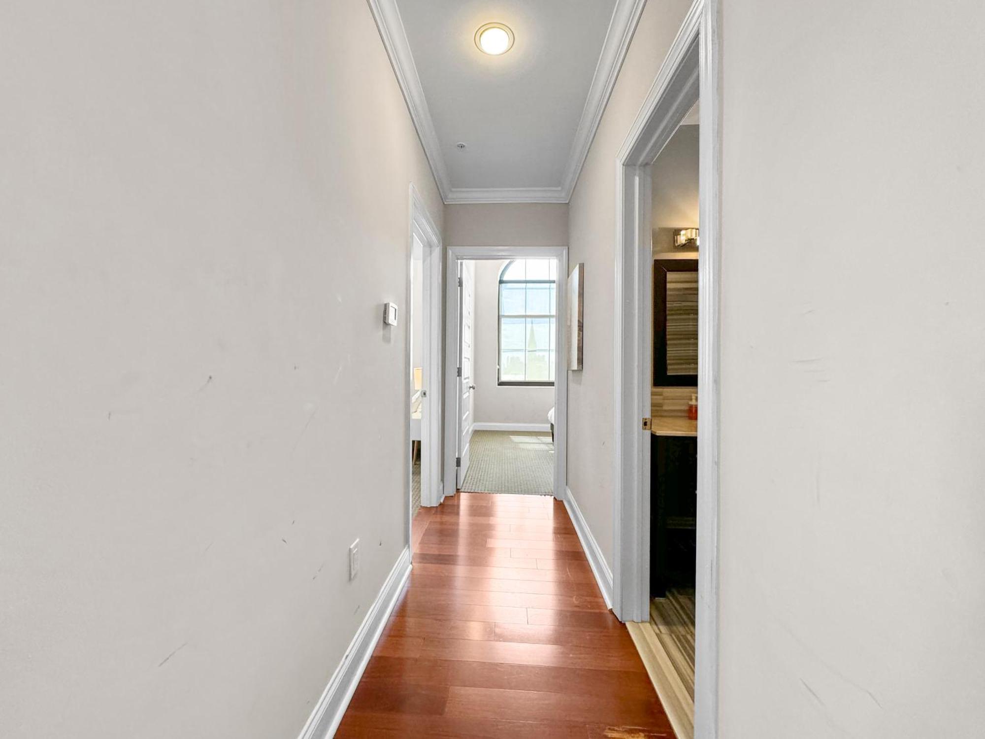Apartmint At North 5th St - *