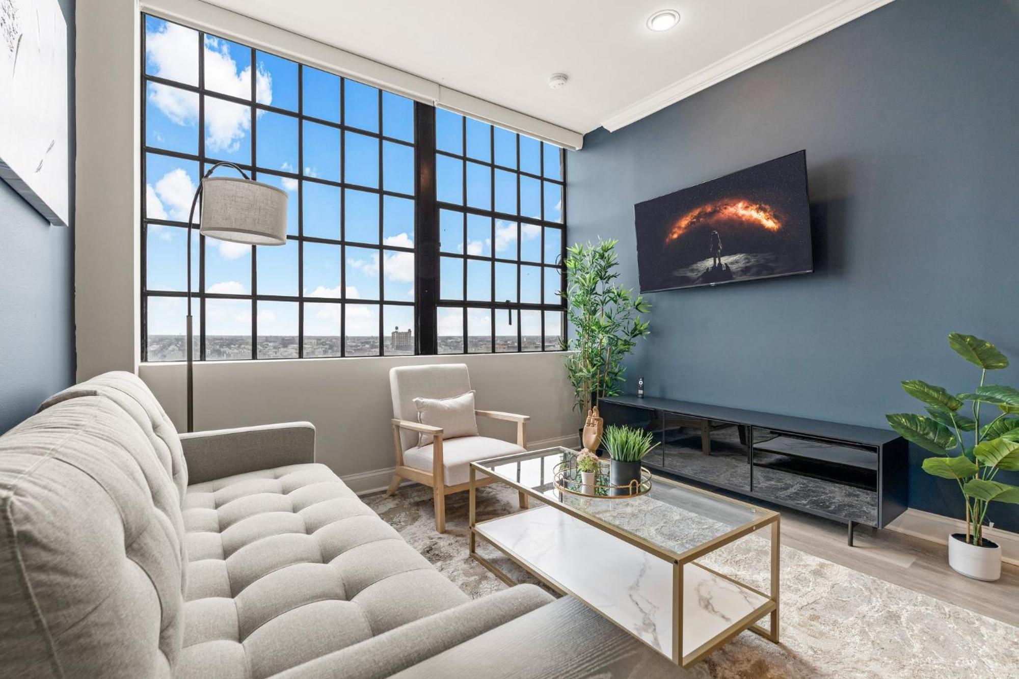 Apartmint At North 5th St - *