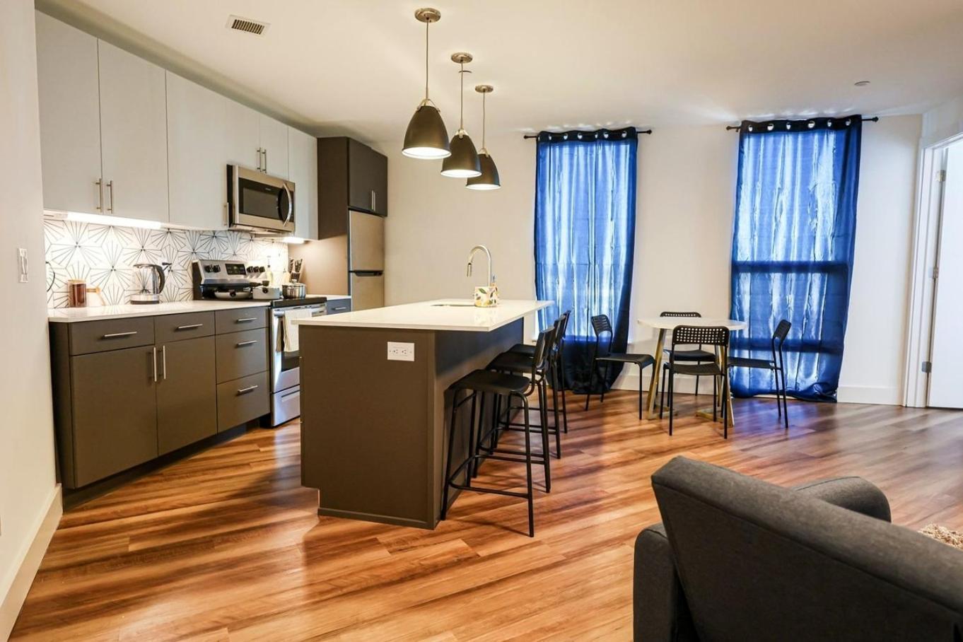 Apartment Philly Escape 1bdrm Haven Invibrantbrewerytown Philadelphia