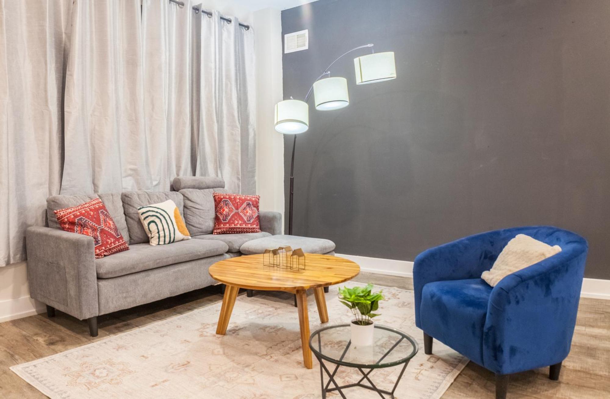 4bed4bath-crib-wd-arcadecentraldesk Apartment