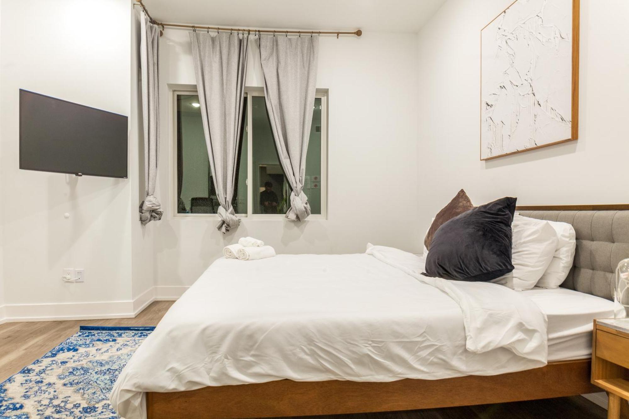 Artful 3bed&2bathsleeps7wd-ovenwi-fi Apartment