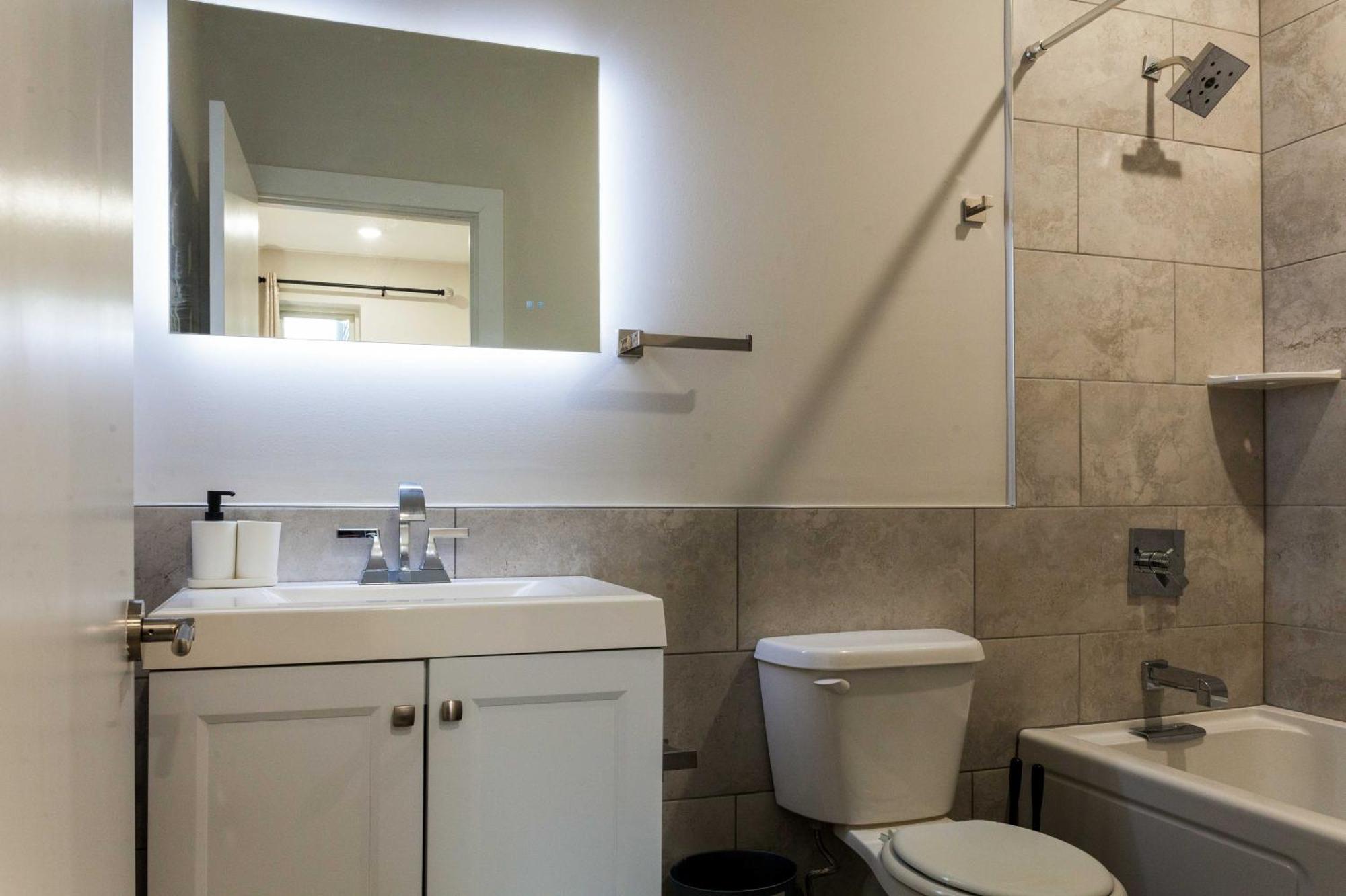 4-bedrm4-bath-patiowifi-wdcoffeeparking *