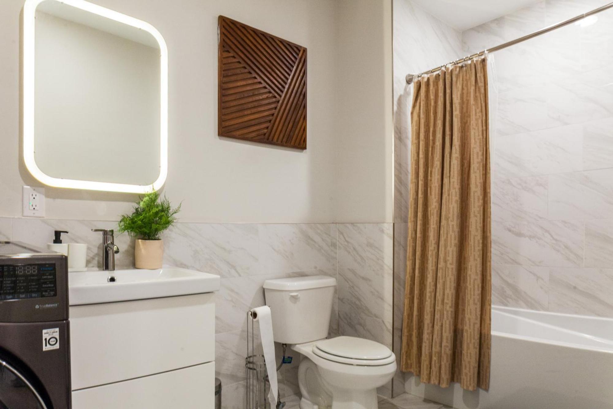 4bdrm-1bath In Phillywdfreewifi * Philadelphia