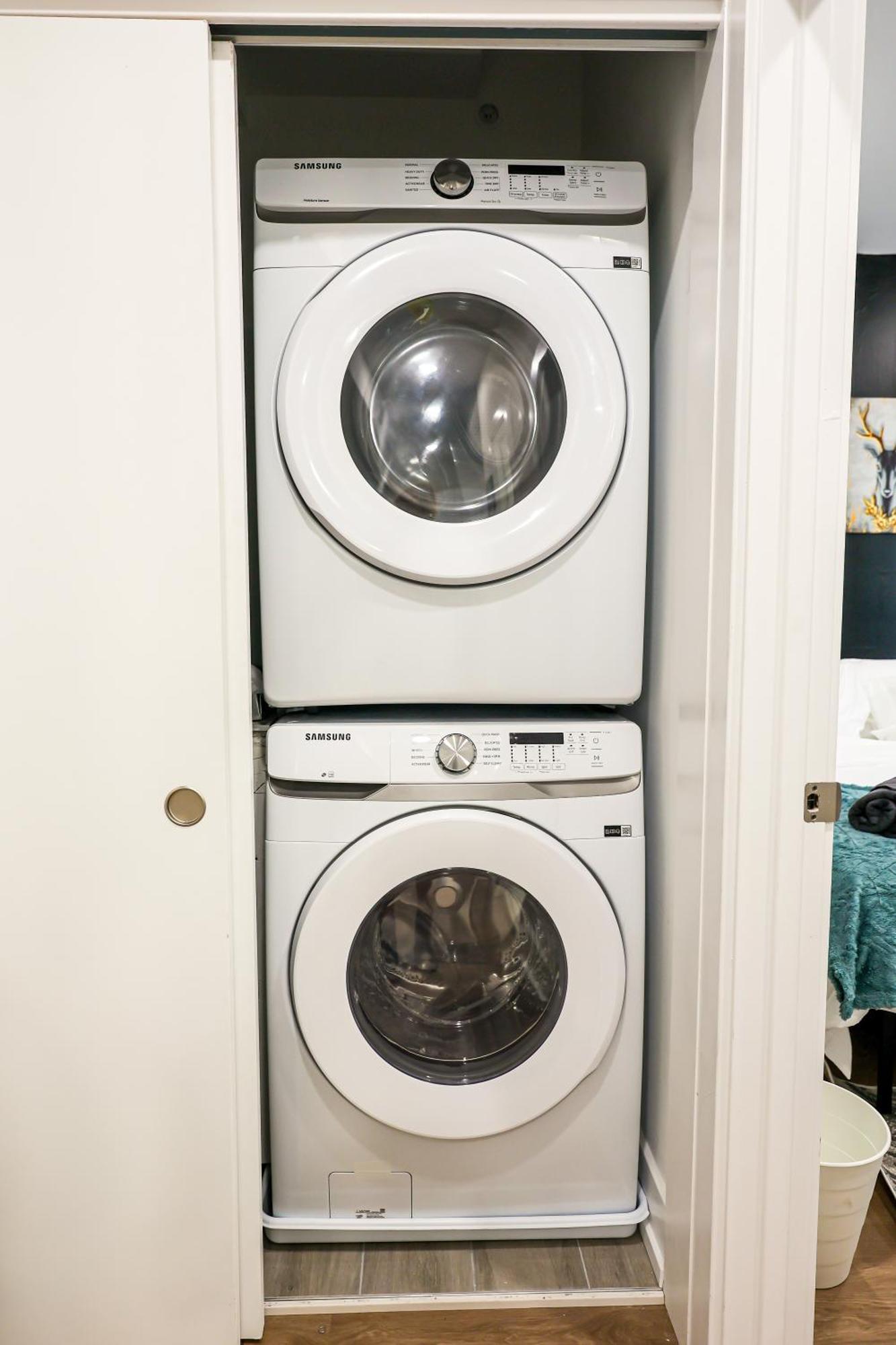 1bed1bath-kingbed-wifiwdcentral Apartment Philadelphia