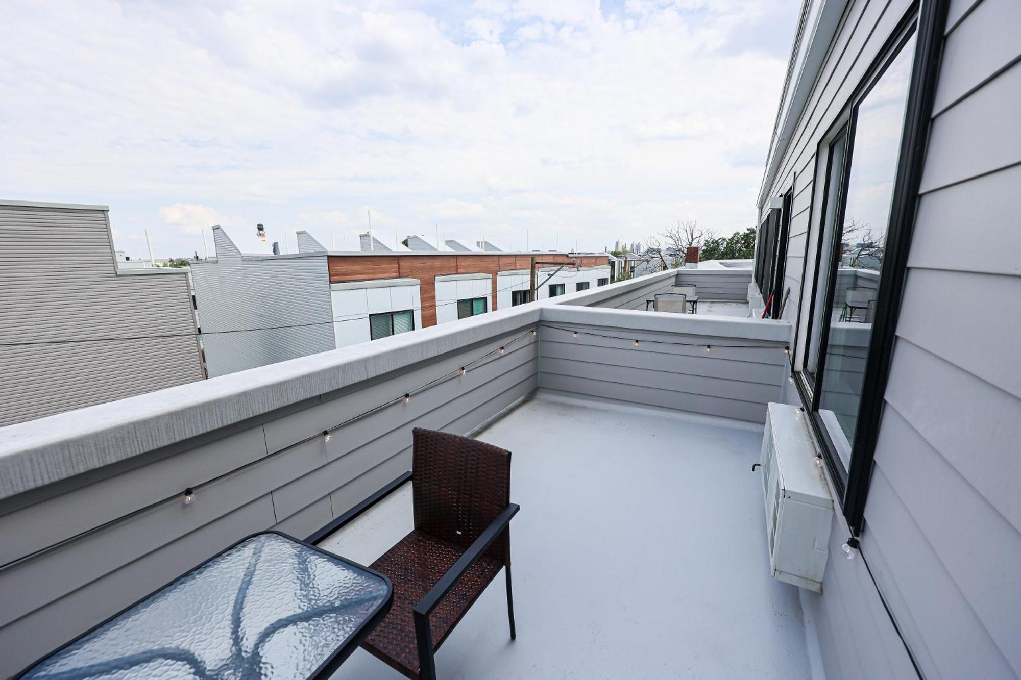1bed1bathkingbedwificentralwd Philadelphia