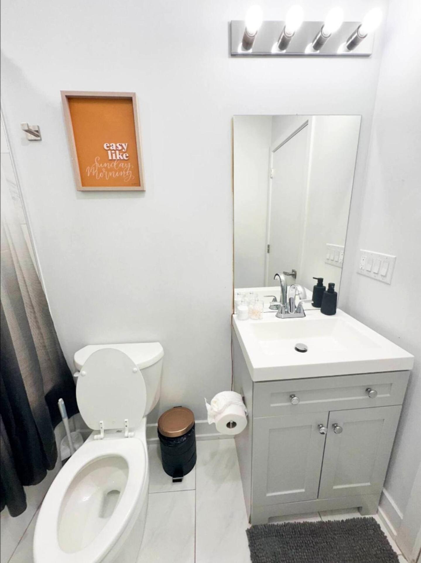 Apartment Spacious Boho Getaway With Scenic Rooftop Sleeps 4 Philadelphia