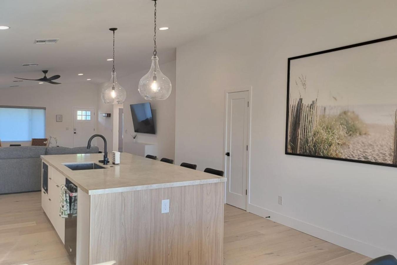 Holiday home Modern Living In Phx Heated Pool Arizona Charm Philadelphia