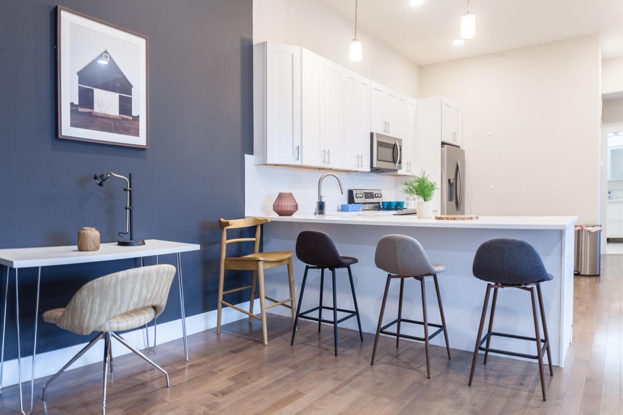 Stylish 2br1ba Free Parking Queen Beds * Philadelphia